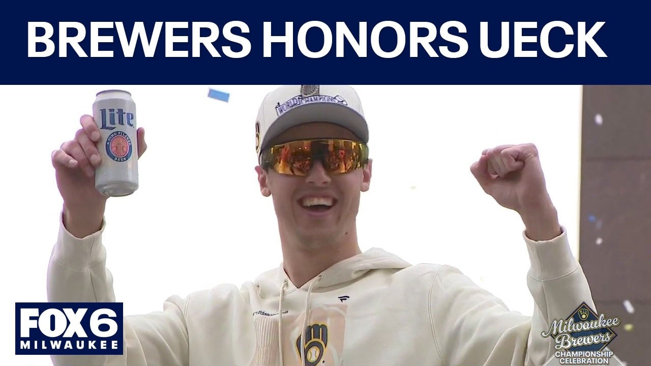 Brewers Championship Parade: Team stops at Uecker mural — Fox Point Arts news